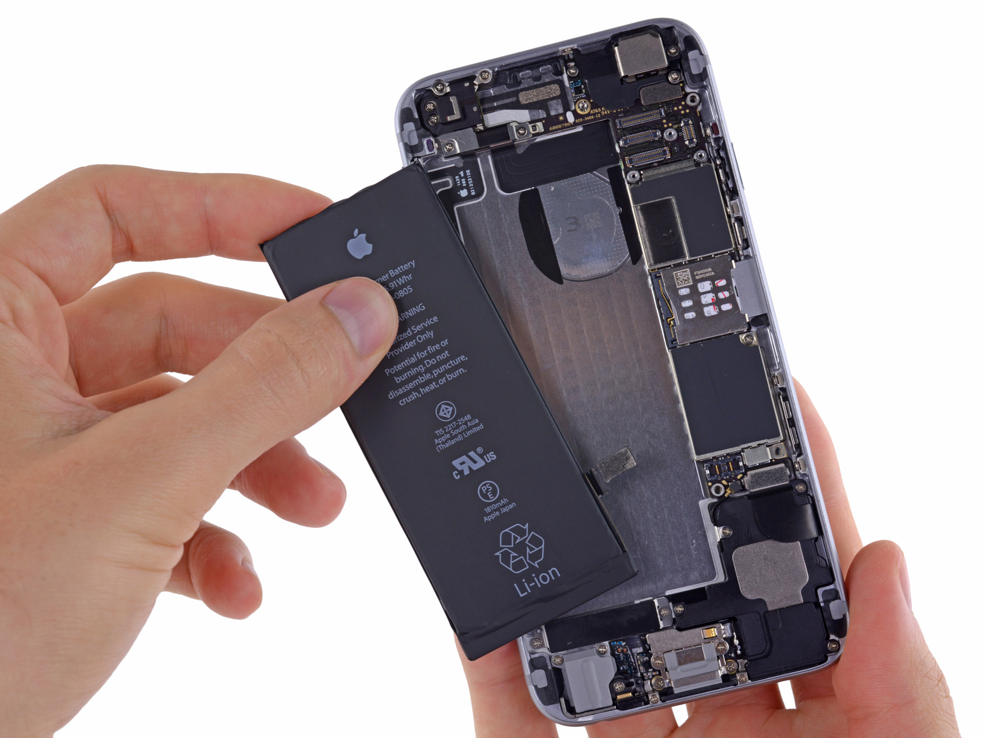 Замена аккумулятора на iPhone 6 в Туле